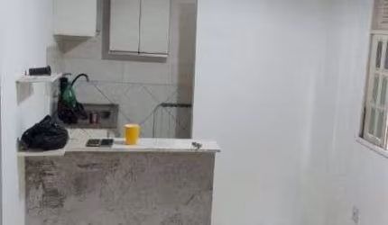 Apartamento com 2 dormitórios para alugar, 45 m² por R$ 1.500,00/mês - Itapuã - Salvador/BA