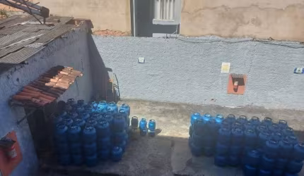 Galpão para alugar, 130 m² por R$ 2.000,00/mês - Tancredo Neves - Salvador/BA