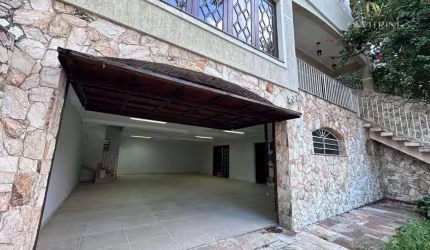 Casa com 6 dormitórios à venda, 550 m² por R$ 1.500.000,00 - Jardim Santa Mena - Guarulhos/SP