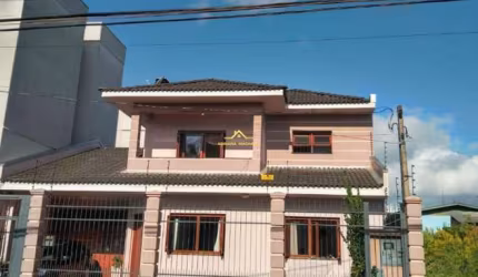 CASA À VENDA COM 4 DORMITÓRIOS NO BAIRRO DESVIO RIZZO