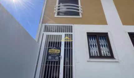 SOBRADO À VENDA COM 2 DORMITÓRIOS NO BAIRRO TREVISO