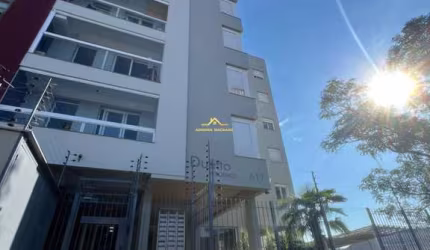 APARTAMENTO À VENDA COM 2 DORMITÓRIOS E COM 2 VAGAS DE GARAGEM  NO BAIRRO CRUZEIRO