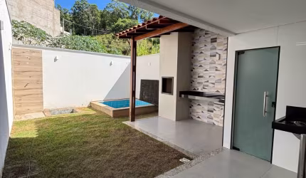 CASA DUPLEX CIDADE NOVA