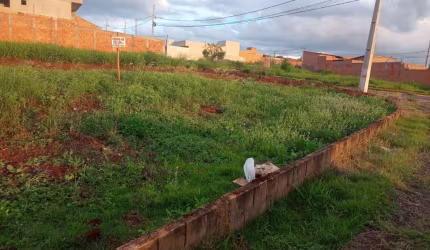 TERRENO COMERCIAL DE ESQUINA NA JARDIM VERONA ZONA NORTE