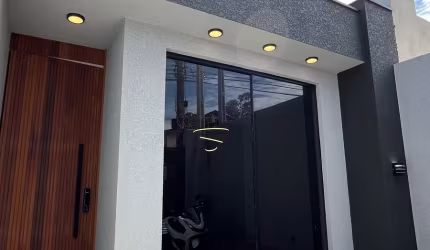 Casa à venda na Zona Leste de Sorocaba, 2 dormitórios sendo 1 suíte.