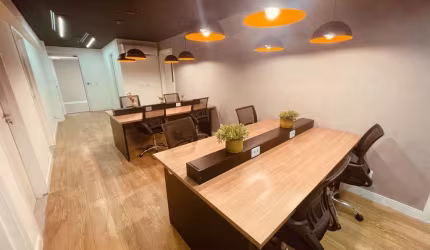 Sala comercial Em edifício em Centro, Petrópolis/RJ