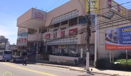 Prédio Comercial em Alto Cajueiros, Macaé/RJ