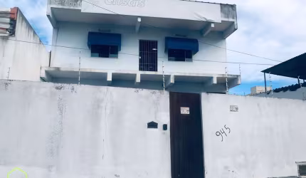 Prédio Comercial com 297m² em Sol e Mar, Macaé/RJ