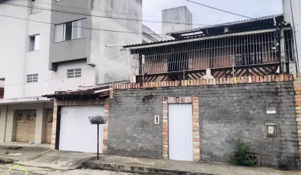 Casa em Sol e Mar, Macaé/RJ