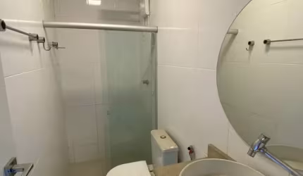 Casa com 3 Quartos e 2banheiros à Venda