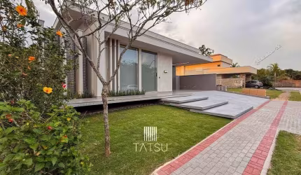 Casa com 3 dormitórios à venda, 300 m² por R$ 4.770.000,00 - Jardim Esplanada - São José dos Campos/SP