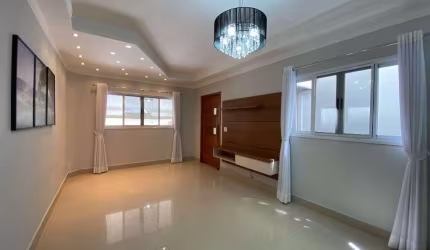 Casa com 3 dormitórios à venda, 158 m² por R$ 790.000,00 - Jardim das Indústrias - São José dos Campos/SP