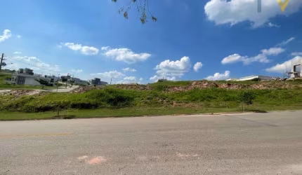 EXCELENTE TERRENO DE 512M² (16M² DE FRENTE E 32M² DE COMPRIMENTO) NO CONDOMÍNO BOSQUE DO HORTO, COM LOCALIZAÇÃO PRIVILEGIADA E ÁREA DE LAZER COMPLETA.
