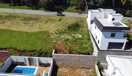 ÓTIMO TERRENO DE 300M² , A VENDA NO CONDOMÍNIO VILLA VERDE ,  ÓTIMA LOCALIZAÇÃO AO LADO DO JD. SAMAMBAIA E FÁCIL ACESSO A ROD. ANHANGUERA.