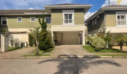 Lindo Sobrado Cond. Nature Village no bairro Eloy Chaves , casa com 270 m² de área construída, 3 quartos sendo 2 suítes com closet, área gourmet