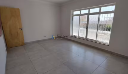 Casa Reformada no Jardim Mosteiro (a 100 metros do Savegnago)