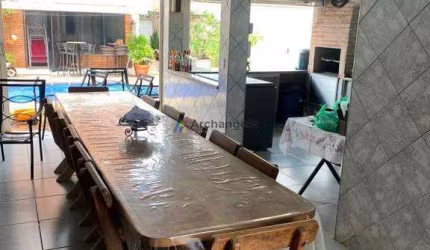 Casa no Jardim Paulista para Venda com 484 m² de terreno, e 412 m² de construção | Jardim Paulista, Ribeirão Preto-SP.