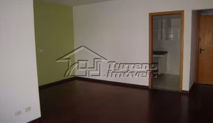 Ótimo apartamento com 3 dormitórios e 2 vagas na Vila Adyana