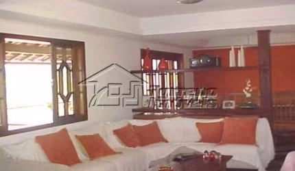 Uma casa linda em condominio fechado em Niteroi