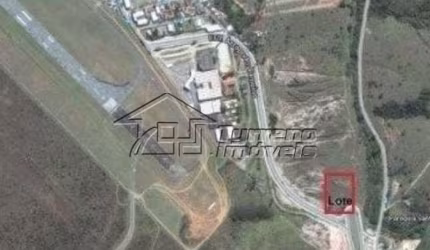 Área próxima à Embraer e ao Aeroporto em São José dos Campos