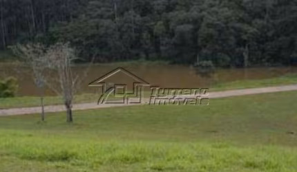 Área com 139.000m². Ideal para loteamento