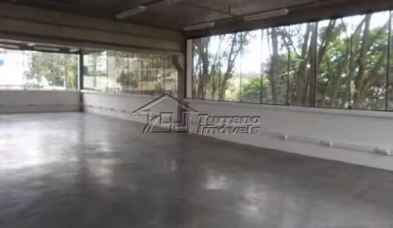 Excelente prédio comercial na Vila Betânia