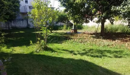 Terreno no centro de Jacareí. Aceita permuta