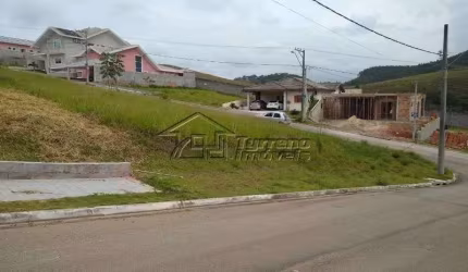 Terreno com 292m² no Residencial Mantiqueira