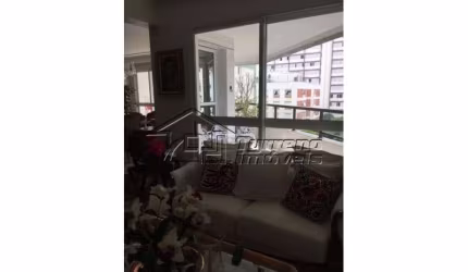 Excelente Apartamento na Vila Adyana