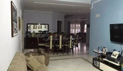 Belíssima chácara em condomínio fechado na Zona Norte de São José dos Campos