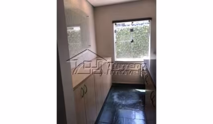 Excelente casa comercial na região central de São José dos Campos