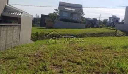 Terreno em condomínio fechado em Jacareí - SP