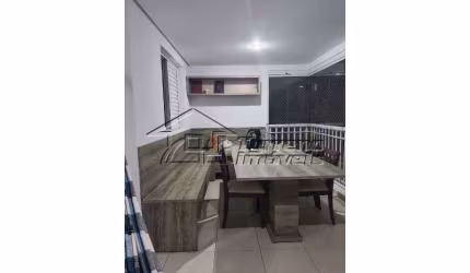 Apartamento com 4 dormitórios, sendo 1 suíte no Jardim Aquarius