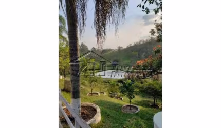 Lindo Sítio com excelente localização em Jacareí