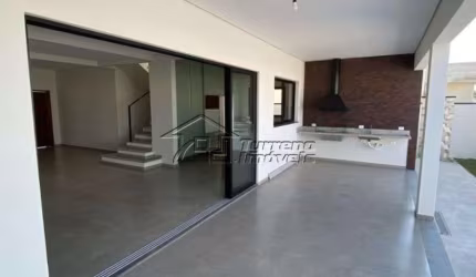 Excelente casa em condomínio fechado em Caçapava
