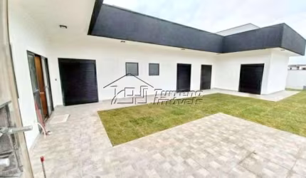 Casa em condomínio de alto padrão no Urbanova