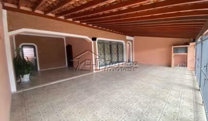 Excelente casa no Bosque dos Eucaliptos. Vale a pena conferir!