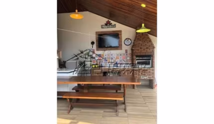 Casa condomínio Urbanova