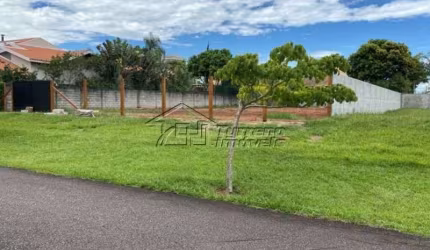 Excelente terreno em condomínio de alto padrão em Jacareí