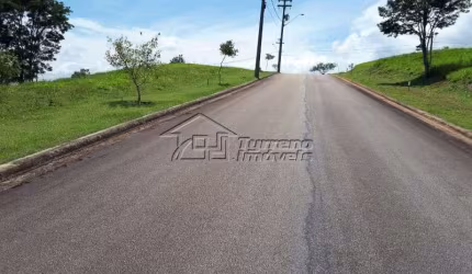 Terreno com 1.000m2 em condomínio fechado em Jambeiro