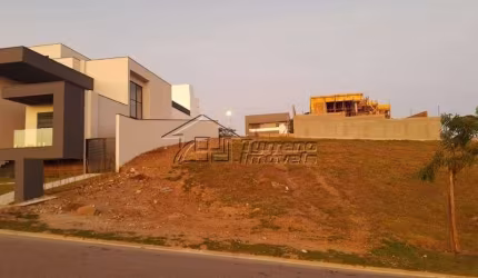 Terreno em condomínio de alto padrão no Urbanova