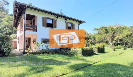 Bingen, Petrópolis, RJ- Casa &#224; venda no com 6 quartos + terreno com 8.154 m&#178;