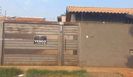 Casa para Venda em Campo Grande, Centro Oeste, 2 dormitórios, 1 banheiro, 2 vagas