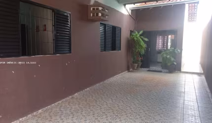 Casa para Venda em Campo Grande, Vila Bandeirantes, 3 suítes, 5 banheiros, 3 vagas