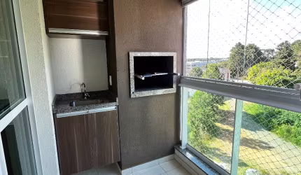 Lindo apartamento com 3 quartos e duas vagas em condomínio clube no bairro Orleans/Campo Comprido