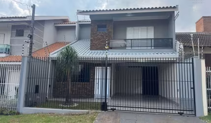 Sobrado Jardim Guaporé - Próximo a Av Carlos Borges