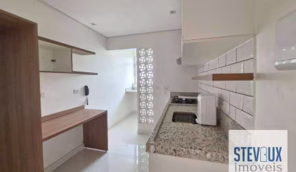 Apartamento reformado em Moema Pássaros com 1 dormitório e 2 banheiros! Prédio com Piscina e Salão de Ginástica
