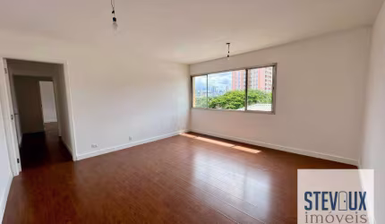 Apartamento reformado na Vila Olímpia