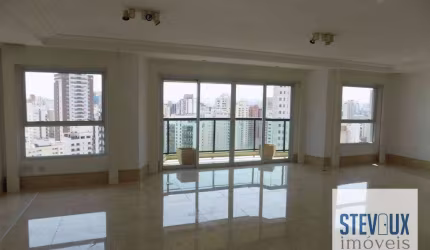 Cobertura em Moema com piscina e lareira