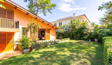 Casa para Venda em São Paulo, Jardim Guedala, 3 dormitórios, 1 suíte, 4 vagas